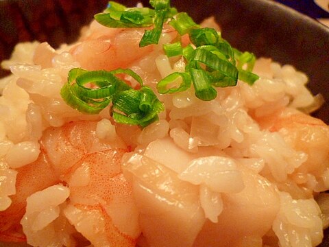 レンジで簡単☆海老とホタテのバター醤油まぜご飯